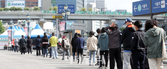 "다시 600명대로..." 코로나19 신규 확진자 676명                                                                                                                                          