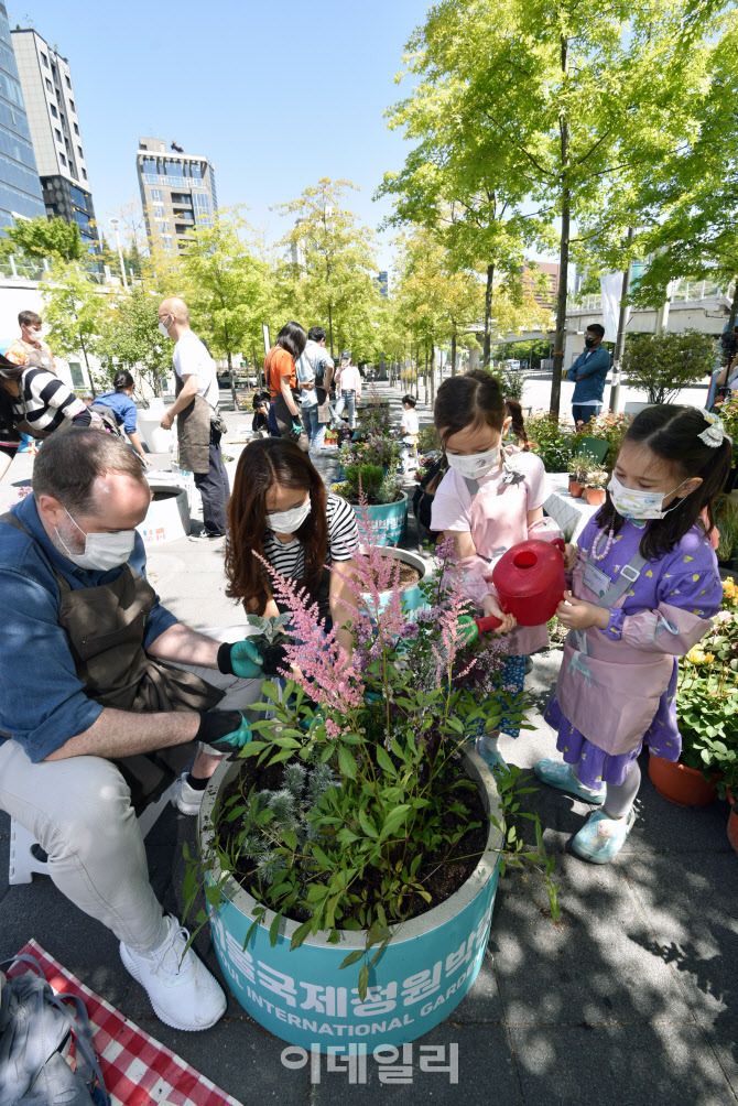 세계 각국의 정원이 한자리에                                                                                                                                                                       