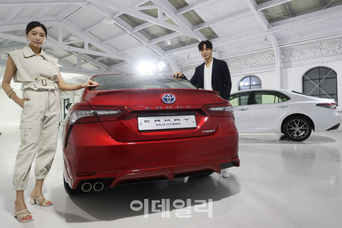 '8세대 부분변경 모델' 2022년형 뉴 캠리 하이브리드 XSE                                                                                                                                   