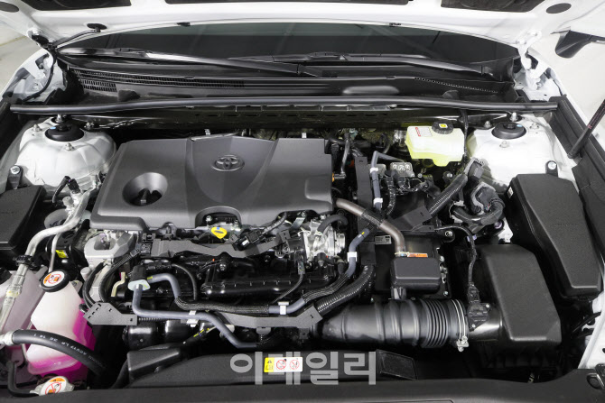 토요타 2022년형 뉴 캠리 하이브리드 엔진                                                                                                                                                           