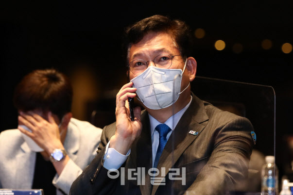 송영길, 이준석 당선에 "합리적 보수로 발전하는 전환점 되길" - Vimarsana News