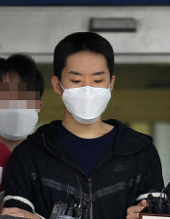 몸캠 유포자, 남자 김영준이자…온라인 화력 '뚝'