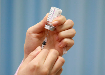 코로나19 백신 1차 50.7만명 추가 접종…누적 1476.8만명 접종
