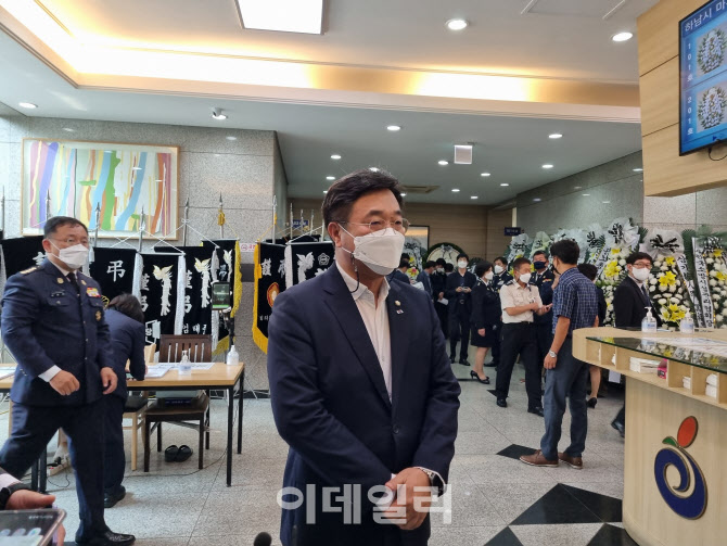 윤호중 “소방관 안전 매우 중요…화재사고 관련 법안 바로 처리”                                                                                                                                          