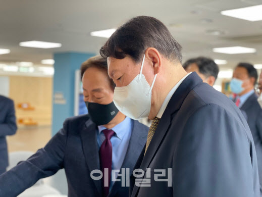 [說의 정치학]"국민 약탈 정부"…작심한 尹 - Vimarsana News
