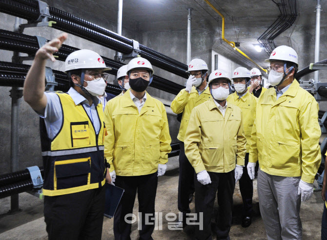 '신양재변전소 현장 찾은 송영길'                                                                                                                                                         