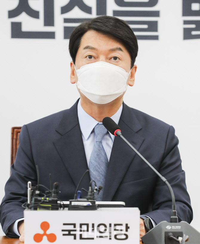 안철수 “文 대통령, 김경수·드루킹 공작의 어디까지 알았나”                                                                                                                                       