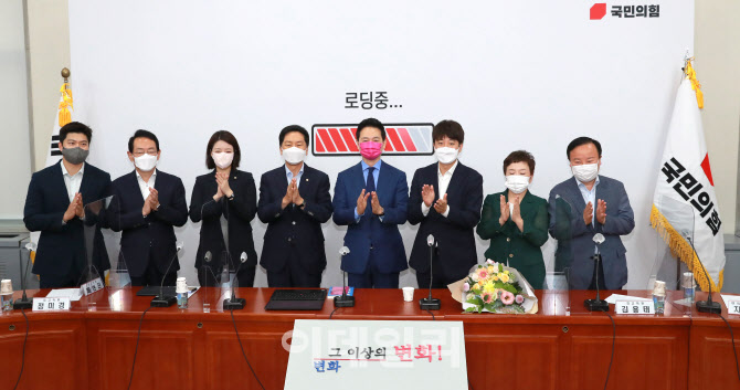 장성민 국민의힘 입당 환영식 및 최고위원회의                                                                                                                                                       