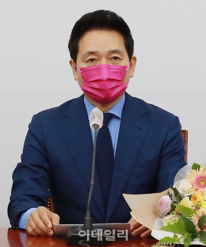 국민의힘 입당식에서 발언하는 장성민                                                                                                                                                               