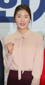 [사건프리즘]'체육계 미투 1호' 김은희, 20년 전 가해자에 손배訴 승소 이유는? - Vimarsana News