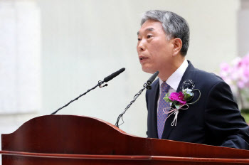 김창석 전 대법관, 법무법인 로고스 합류