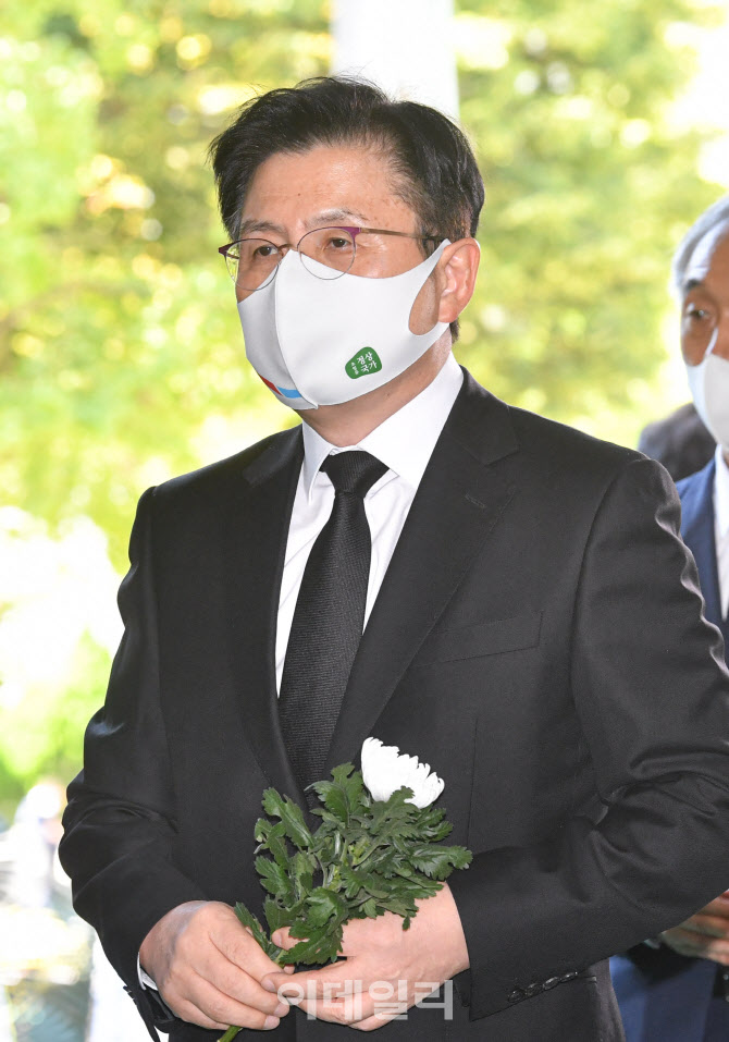 고 조용기 목사 빈소 찾은 황교안                                                                                                                                                                   