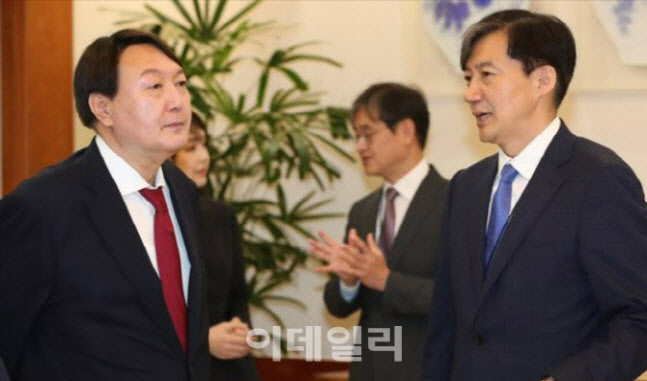 윤석열, "조국만큼만 검증하라"는 댓글에 "몇 달 안했다" - Vimarsana News