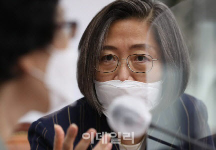 이수정 "데이트폭력으로 1년에 100명씩 사망…통계 조차 없어" - Vimarsana News
