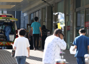 작년 사망자 30만명 역대 최대…사망 원인 1위는 암