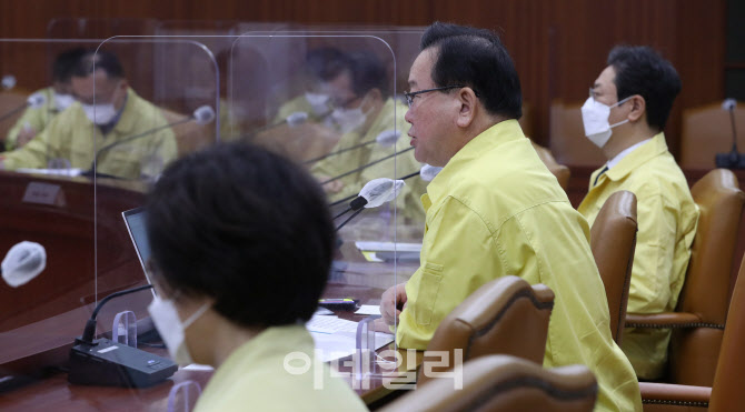 김부겸 총리, 거리두기 조정방안 발표                                                                                                                                                               