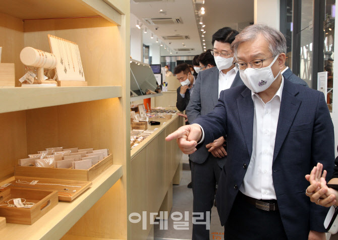  소상공인 플래그십 스토어 '소담상회' 개장                                                                                                                                               