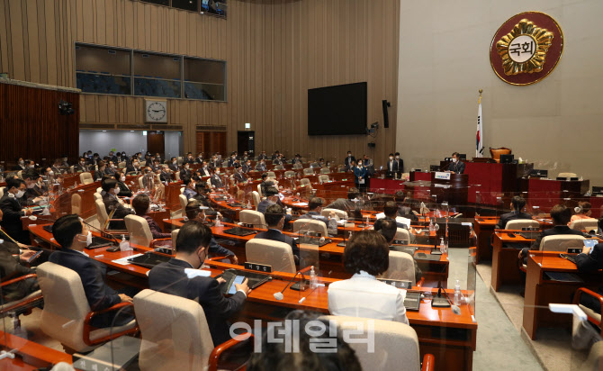 윤호중 원내대표, 더불어민주당 의원총회                                                                                                                                                            