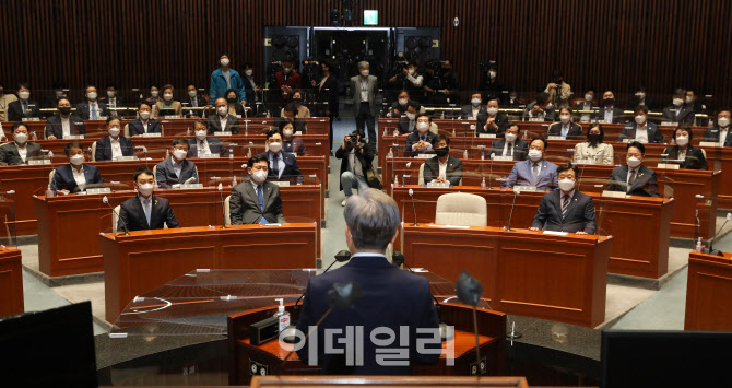 이재명 후보 발언 경청하는 송영길 대표-윤호중 원내대표                                                                                                                                             