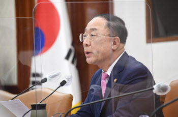 美 '기밀 제출 압박' 대응 나선 정부…반도체업계 "예의주시"