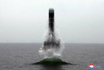 北탄도미사일 발사에 한미 북핵수석대표, 긴급유선협의