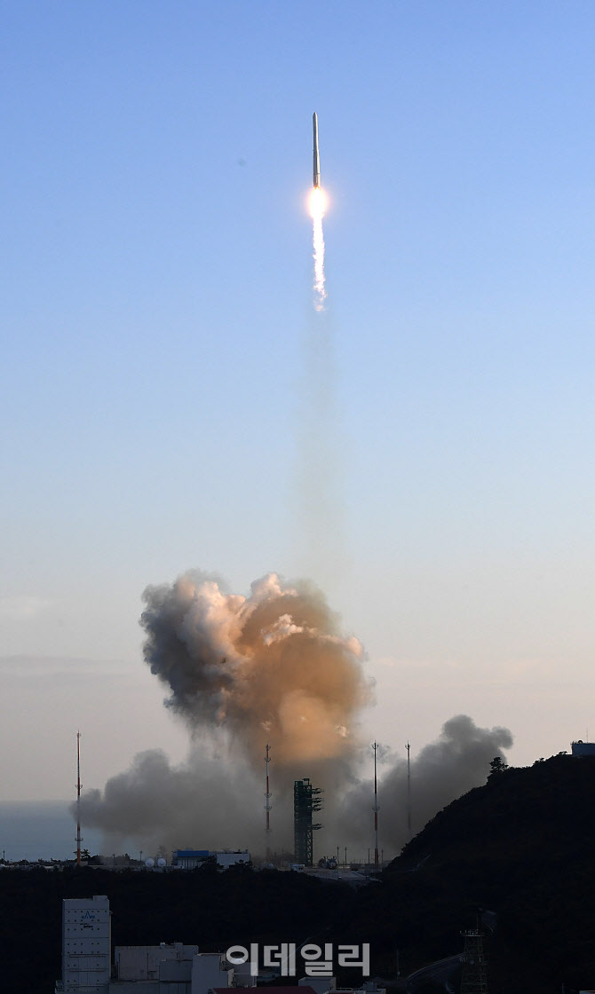 한국형 발사체 누리호, '우주로'                                                                                                                                                          