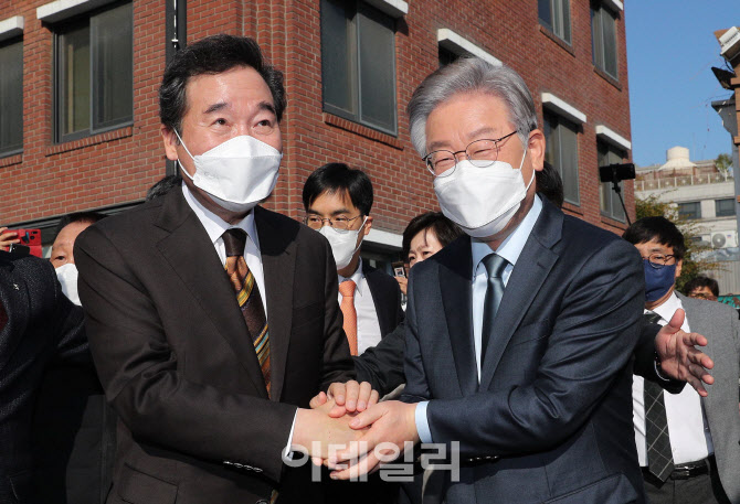 이낙연 “정권재창출 힘 보탤 것”…이재명 “같은 DNA 가진 원팀”                                                                                                                                   