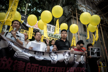 국제 앰네스티도 中에 백기…보안법에 홍콩 철수 결정