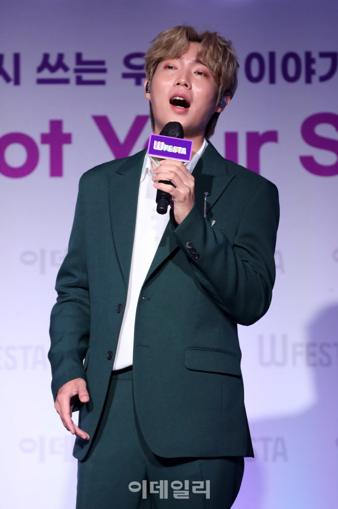 팝페라 가수 손태진, 감미로운 목소리                                                                                                                                                               