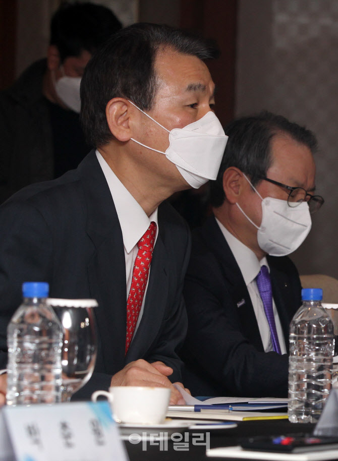  생명보험사 CEO 간담회 발언하는 금융감독원장                                                                                                                                                      