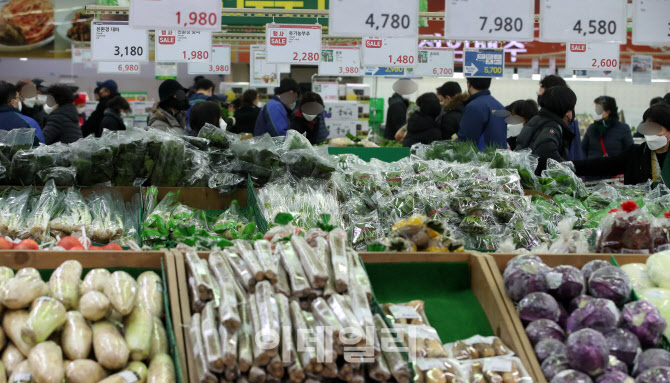 밥상 물가 ‘껑충’                                                                                                                                                                                