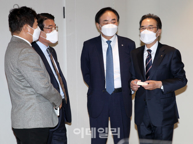  한자리에 모인 상호금융 CEO들                                                                                                                                                                     