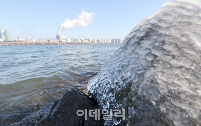 전국에 매서운 한파…낮에도 곳곳 영하권                                                                                                                                                            