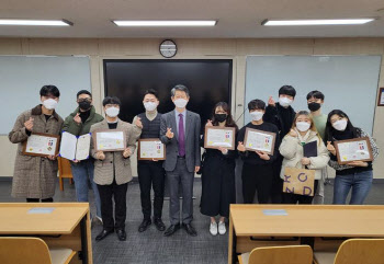 건국대 학생들, 정책제안으로 국민권익위원장 표창 수상