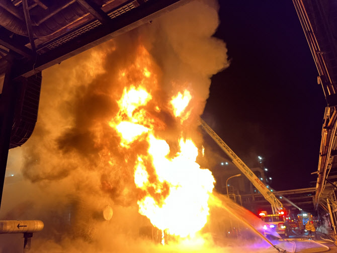  울산 SK에너지 에너지저장장치 화재                                                                                                                                                                