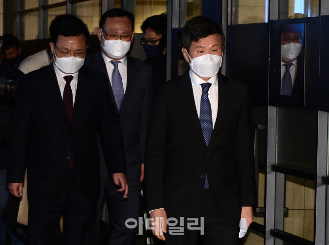   HDC현대산업개발 정몽규 회장 사퇴                                                                                                                                                                