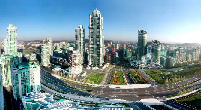 "건설의 대번영기"…고층건물 늘어선 려명거리                                                                                                                                                   