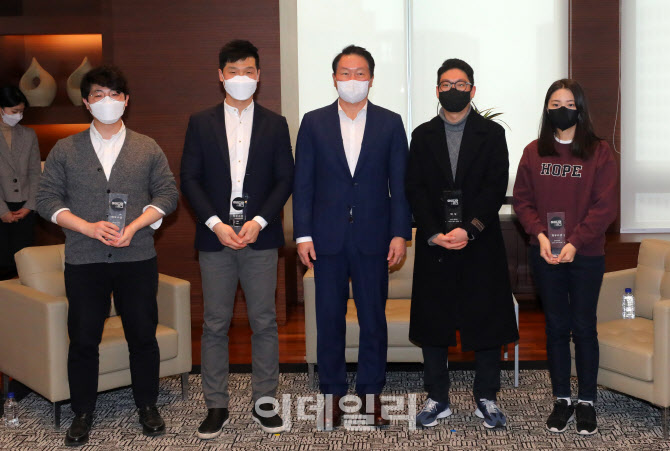  최태원 대한상의 회장, 아이디어 리그 TOP4 수상자 간담회                                                                                                                                           