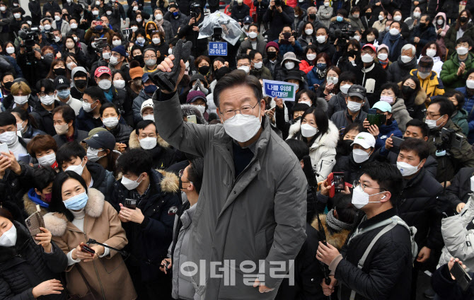 지지를 호소하는 이재명 대선 후보                                                                                                                                                                  