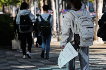 코로나발 학원비 지출 증가…작년 최대 27% 늘었다