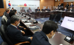 [포토]'인수위 첫 전체회의'                                                                                                                                                                    