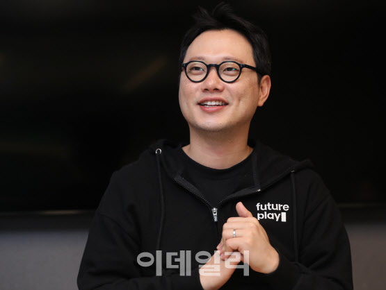 [마켓인]"시간활용이 화두...미래 놀거리 투자하겠다" - 뉴스 썸네일 이미지