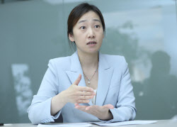 '삼성·네이버·구글' 대기업 벌벌 떨게한 여걸 변호사