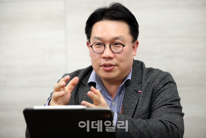 [마켓인]“편안한 투자자이자 페이스메이커 되겠다” - 뉴스 썸네일 이미지