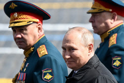 '패배 그림자' 드리운 러시아…"소련식 군 체제 못 바꾼 탓"