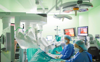 순천향대 부천병원, ‘다빈치 Xi 로봇수술 2,000례’ 달성