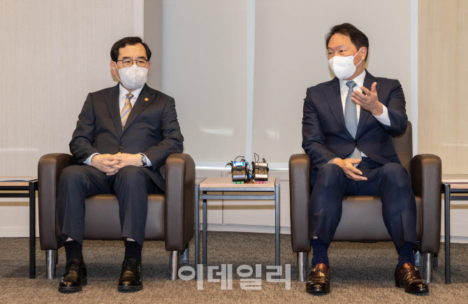 이창양 장관, 취임 첫 행보로 최태원 회장 면담                                                                                                                                                      