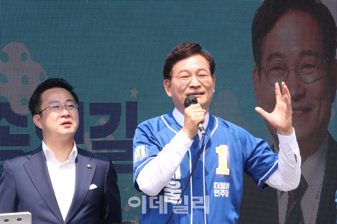 지지 호소하는 송영길 서울시장 후보                                                                                                                                                                