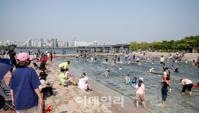 한강에서 잊는 무더위                                                                                                                                                                              