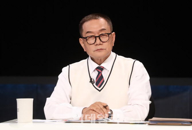 토론회 참석한 조영달 서울시교육감 후보                                                                                                                                                            